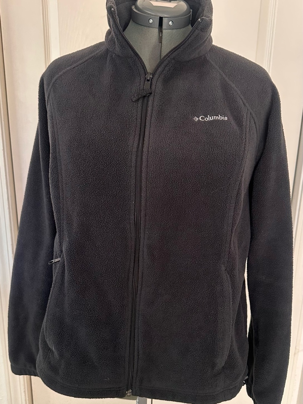 Columbia Black Lightweight Full-Zip Fleece Jacket